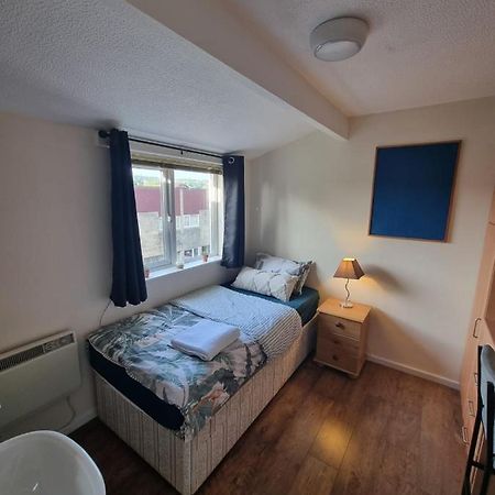 Private Rooms 巴斯 外观 照片